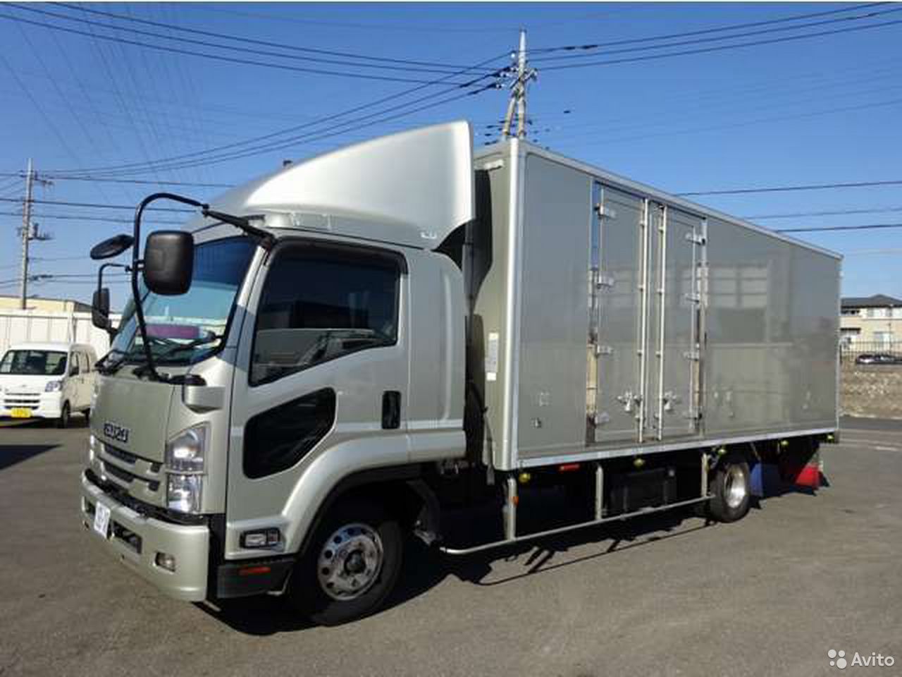 Рефрижератор Isuzu Forward
