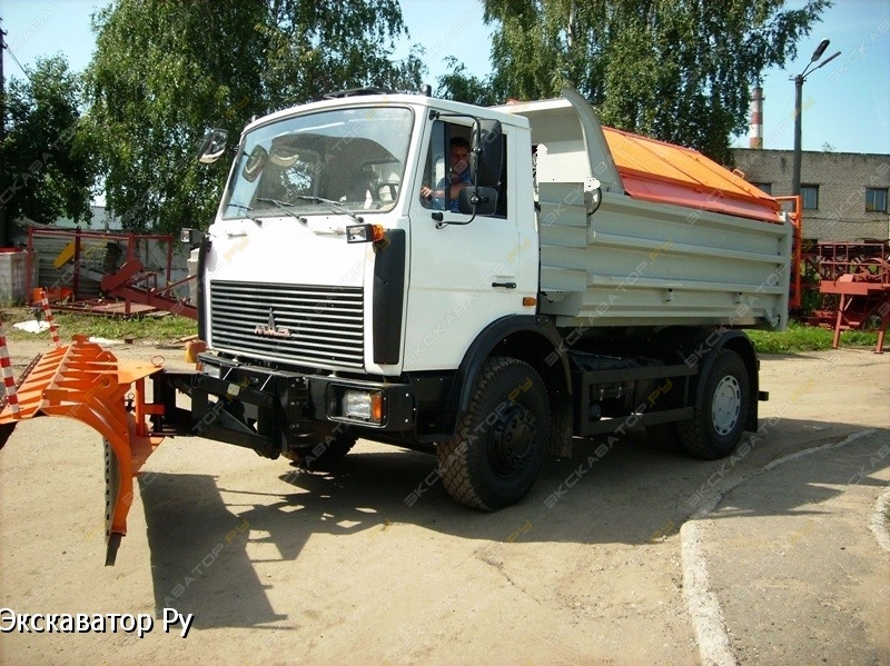 Разбрасыватель реагентов Завод КДМ им. М.И. Калинина МКДС-6 на шасси КамАЗ