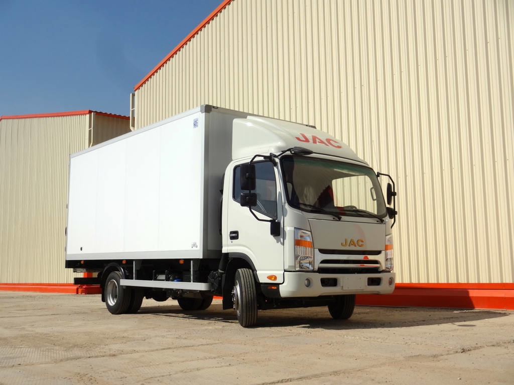 Изотермический грузовик JAC 80