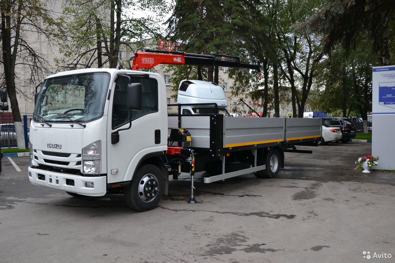 Бортовой грузовик с КМУ ISUZU с КМУ Fassi