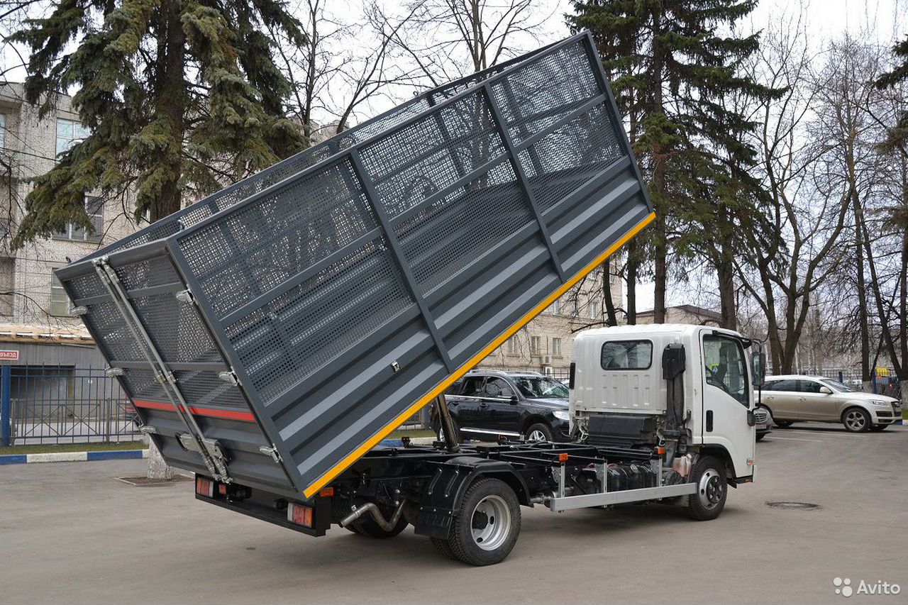 Самосвал Isuzu NMR85
