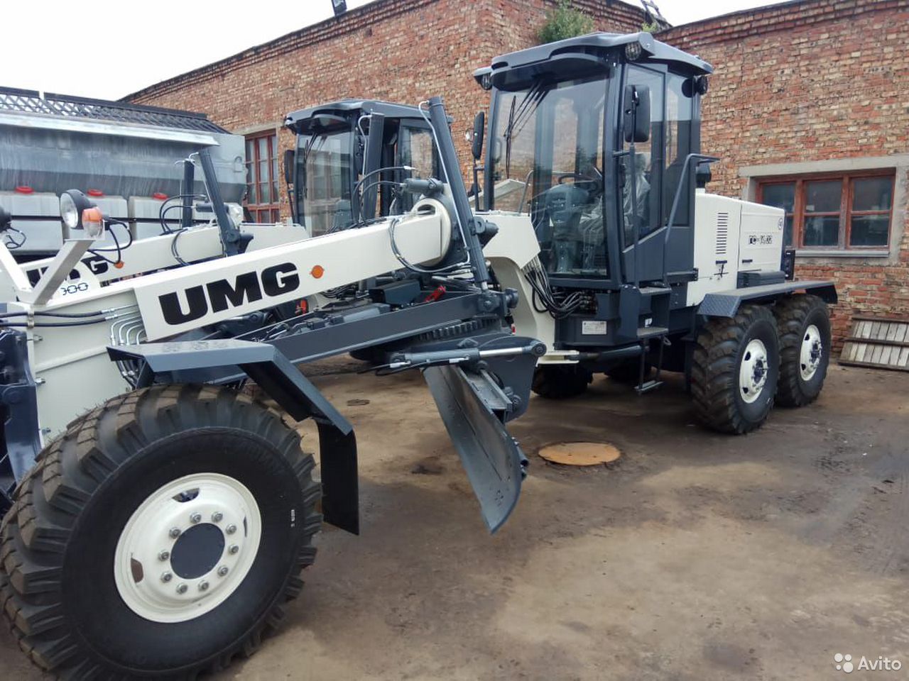 Автогрейдер UMG ГС-14.02