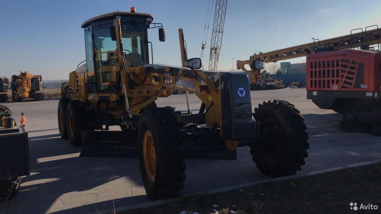 Автогрейдер XCMG GR1605