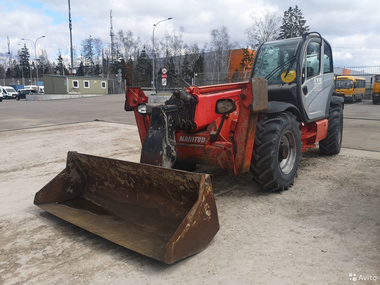 Телескопический погрузчик Manitou 1840R