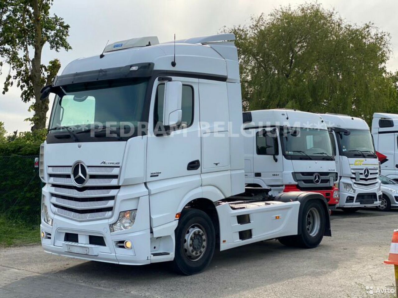 Седельный тягач Mercedes-Benz Actros 1848