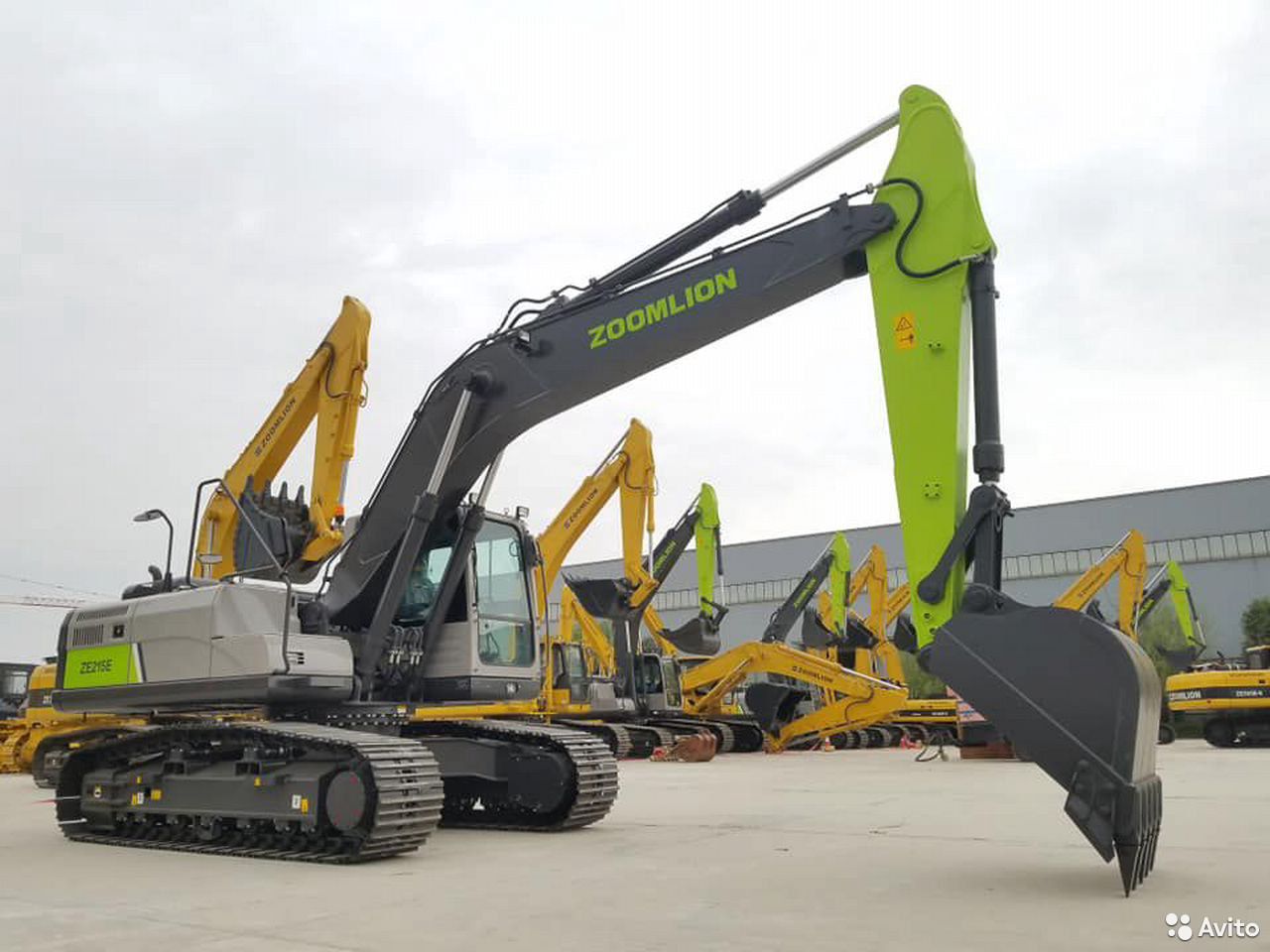 Гусеничный экскаватор Zoomlion ZE215E