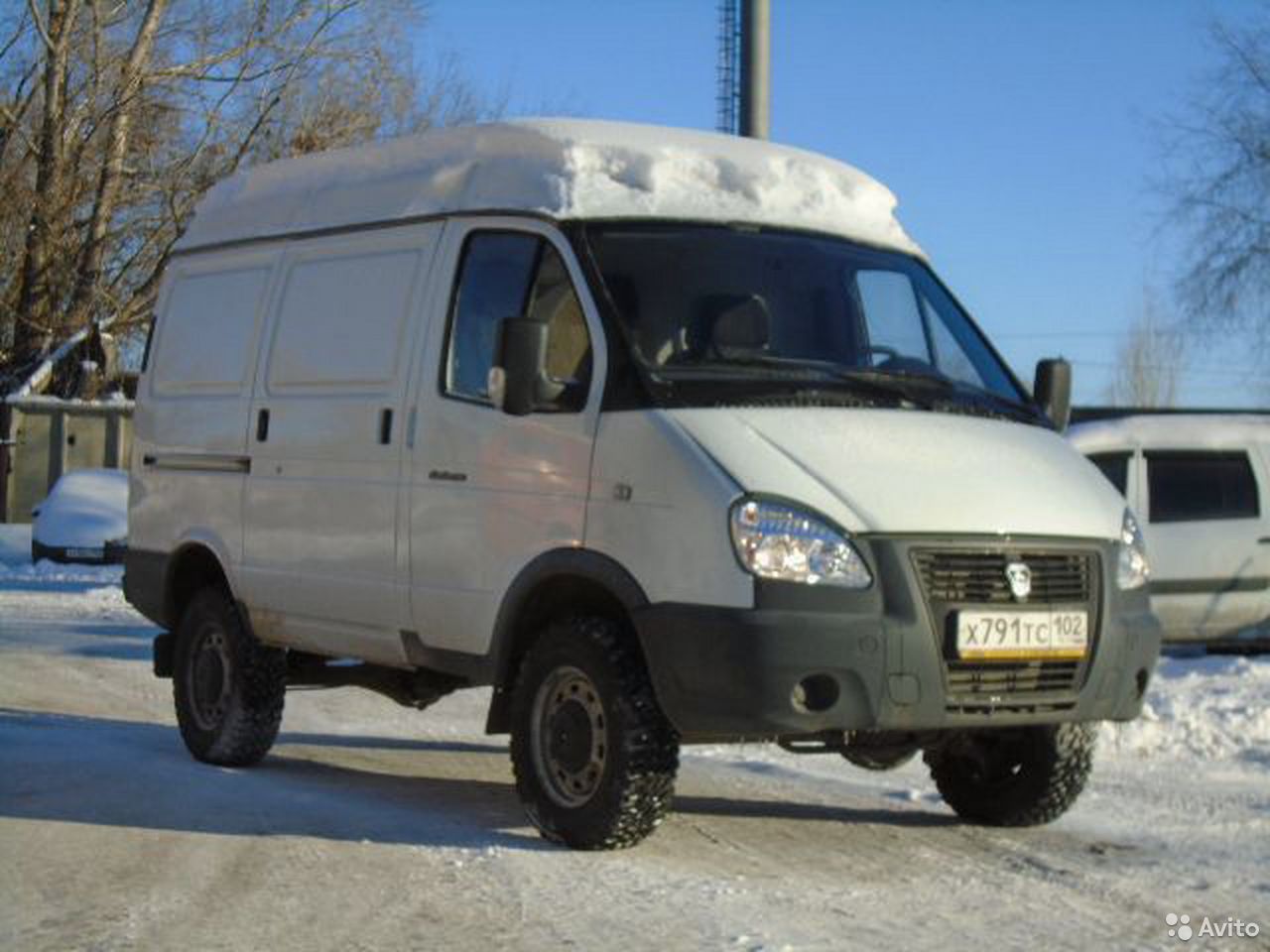 Цельнометаллический фургон  ГАЗ 27527