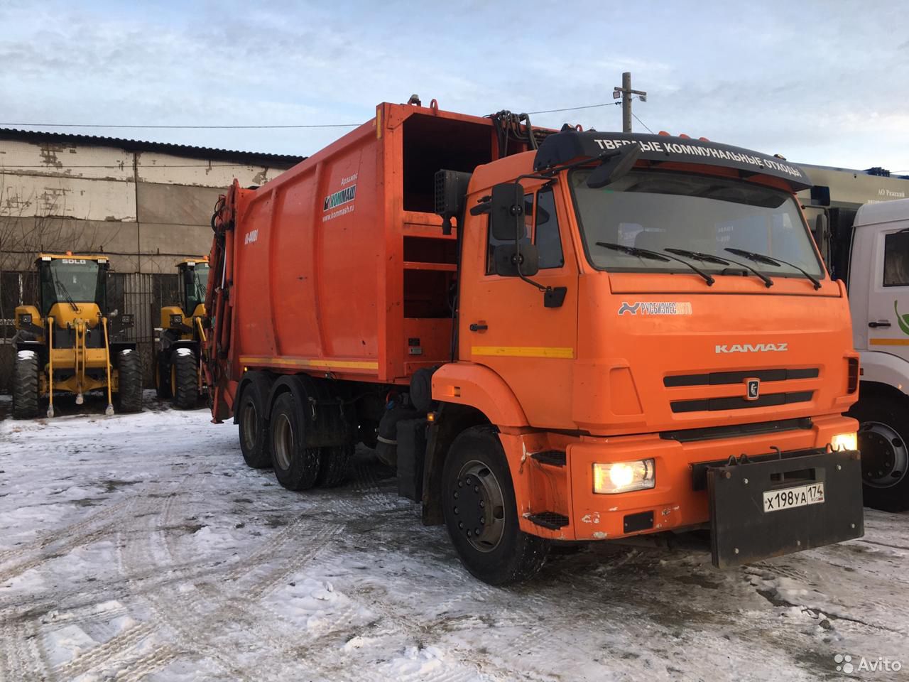 Мусоровоз КОММАШ Арзамас КО-440В1 на шасси КамАЗ 65115