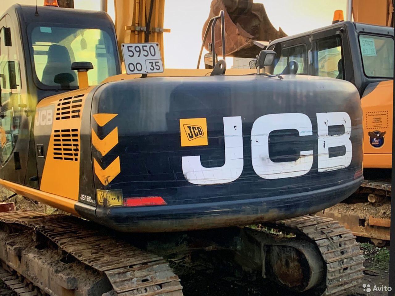 Гусеничный экскаватор JCB 160NLC