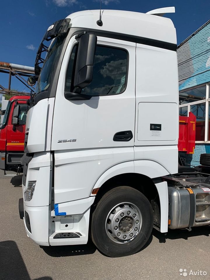 Седельный тягач Mercedes-Benz Actros 2545 LS