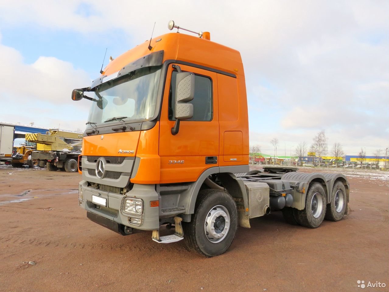 Седельный тягач Mercedes-Benz Actros 33.46