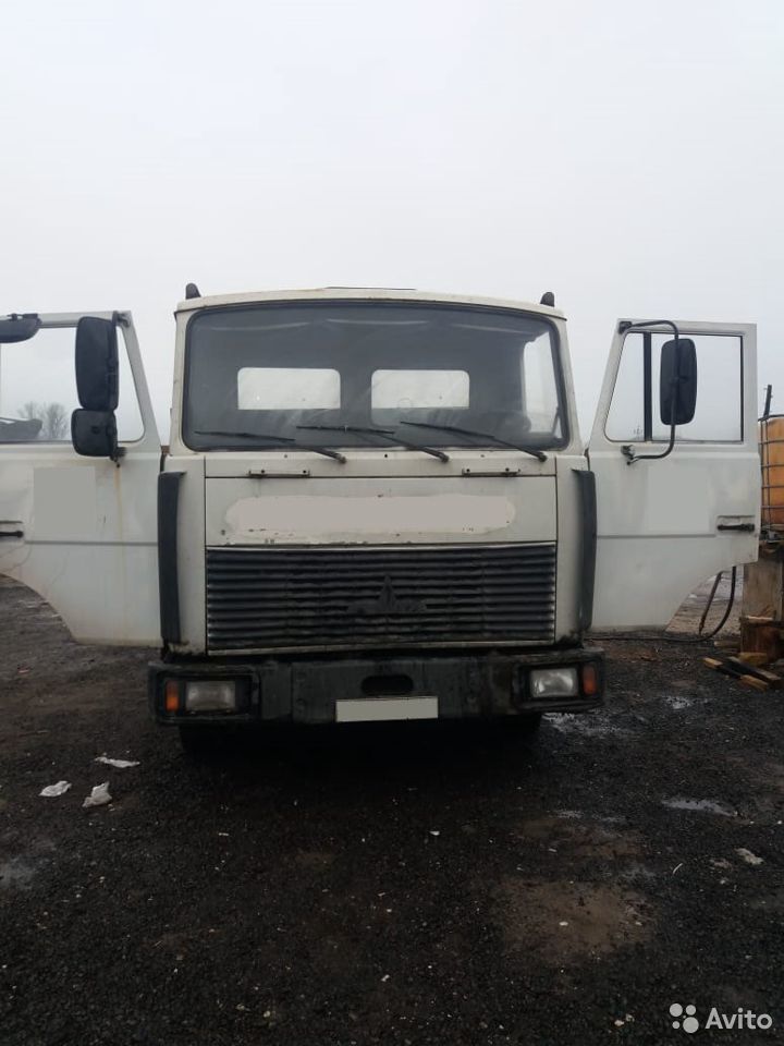 Бортовой грузовик МАЗ 437043