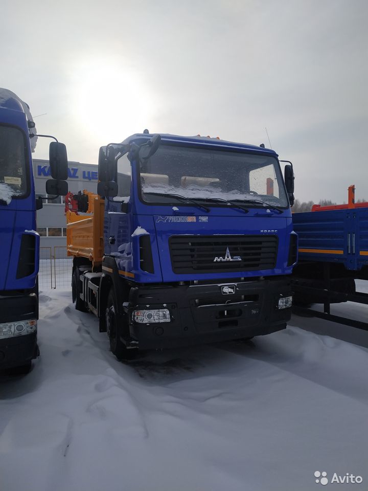 Самосвал МАЗ 5550С5