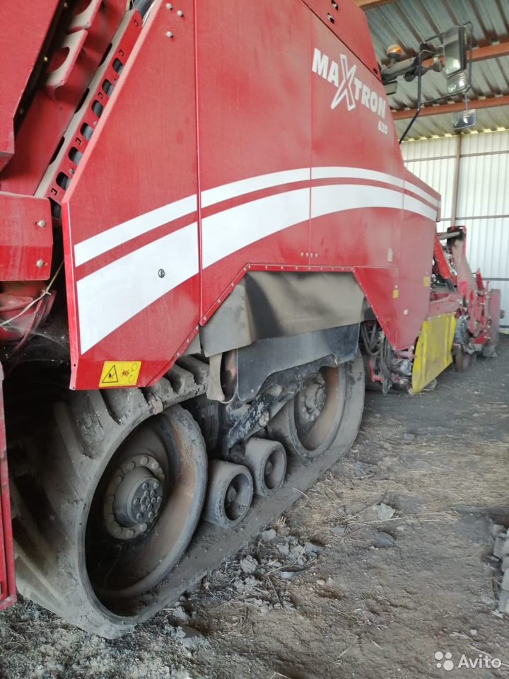 Свеклоуборочный комбайн Grimme Maxtron 620