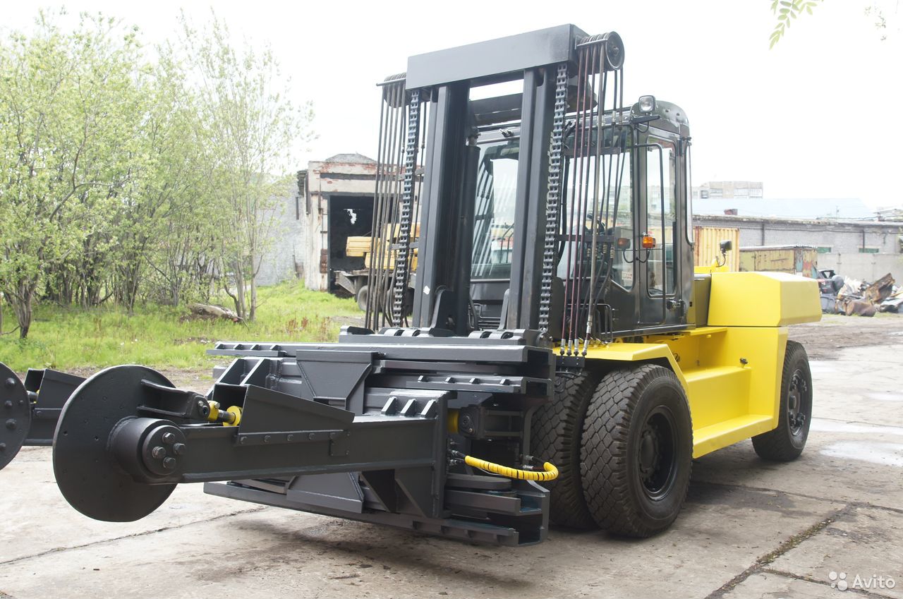 Вилочный погрузчик Komatsu FD-160E-7