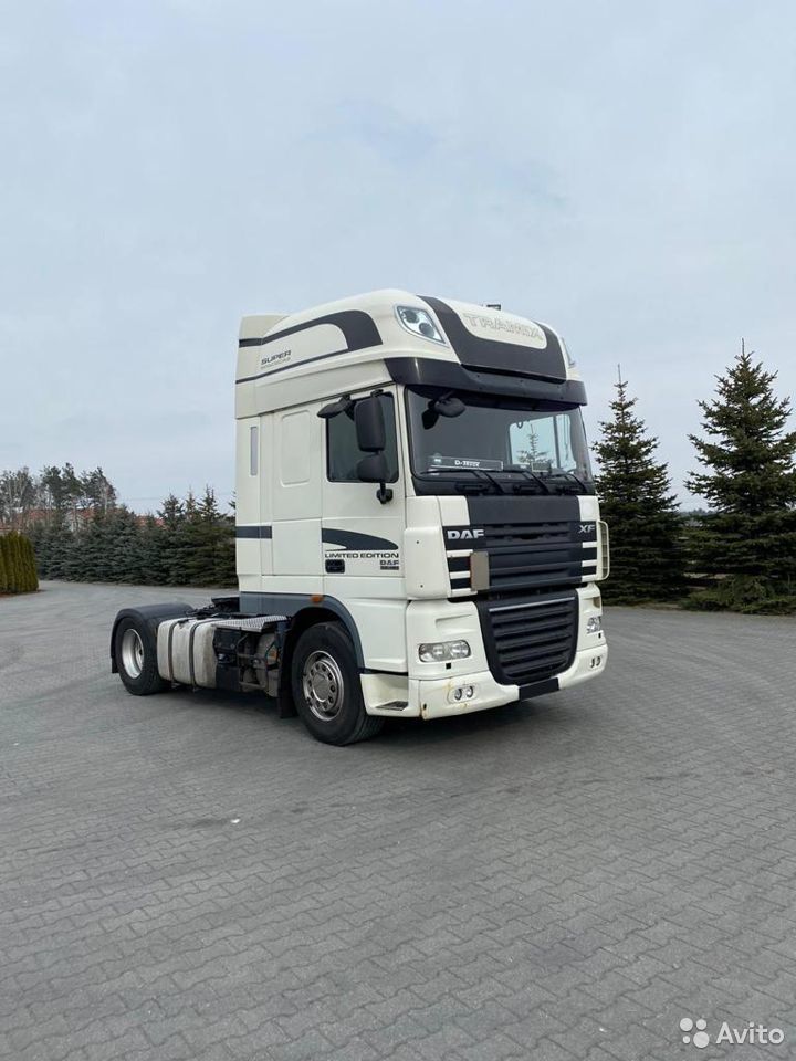 Седельный тягач DAF XF 105.460