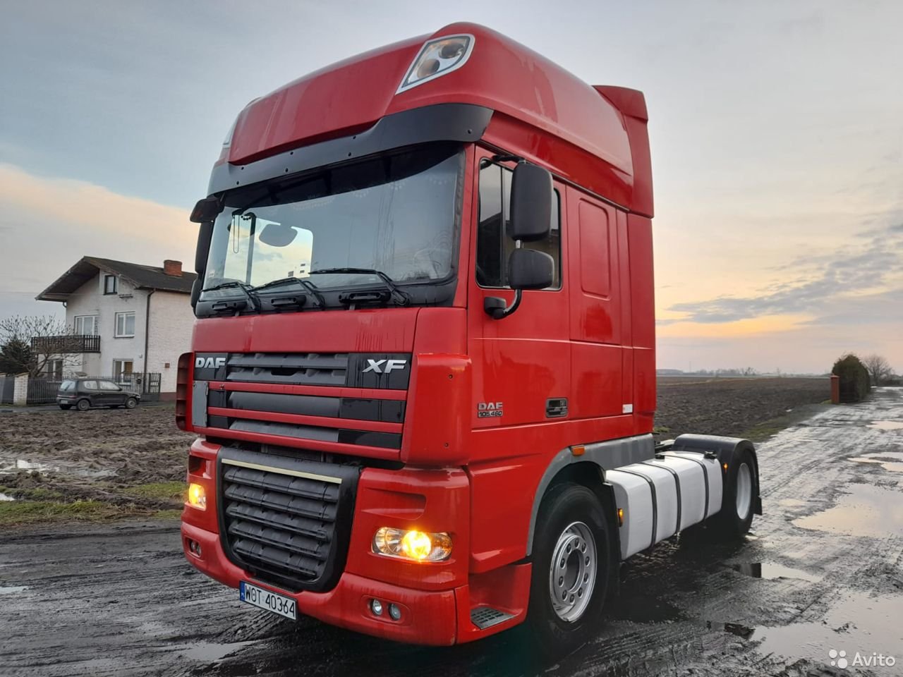 Седельный тягач DAF XF 105.460