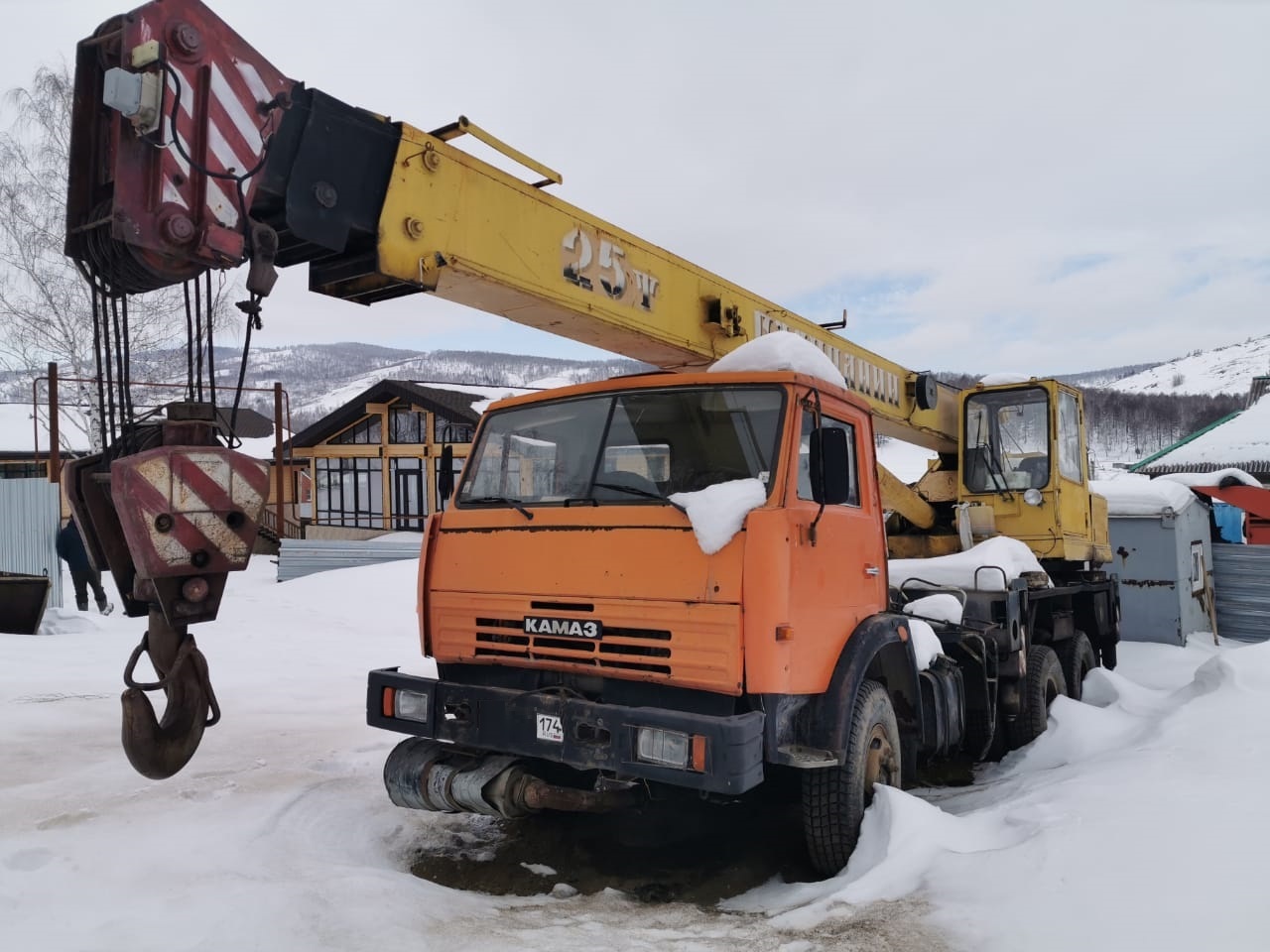 Автокран Галичанин КС-55713-1 на шасси КамАЗ 53215