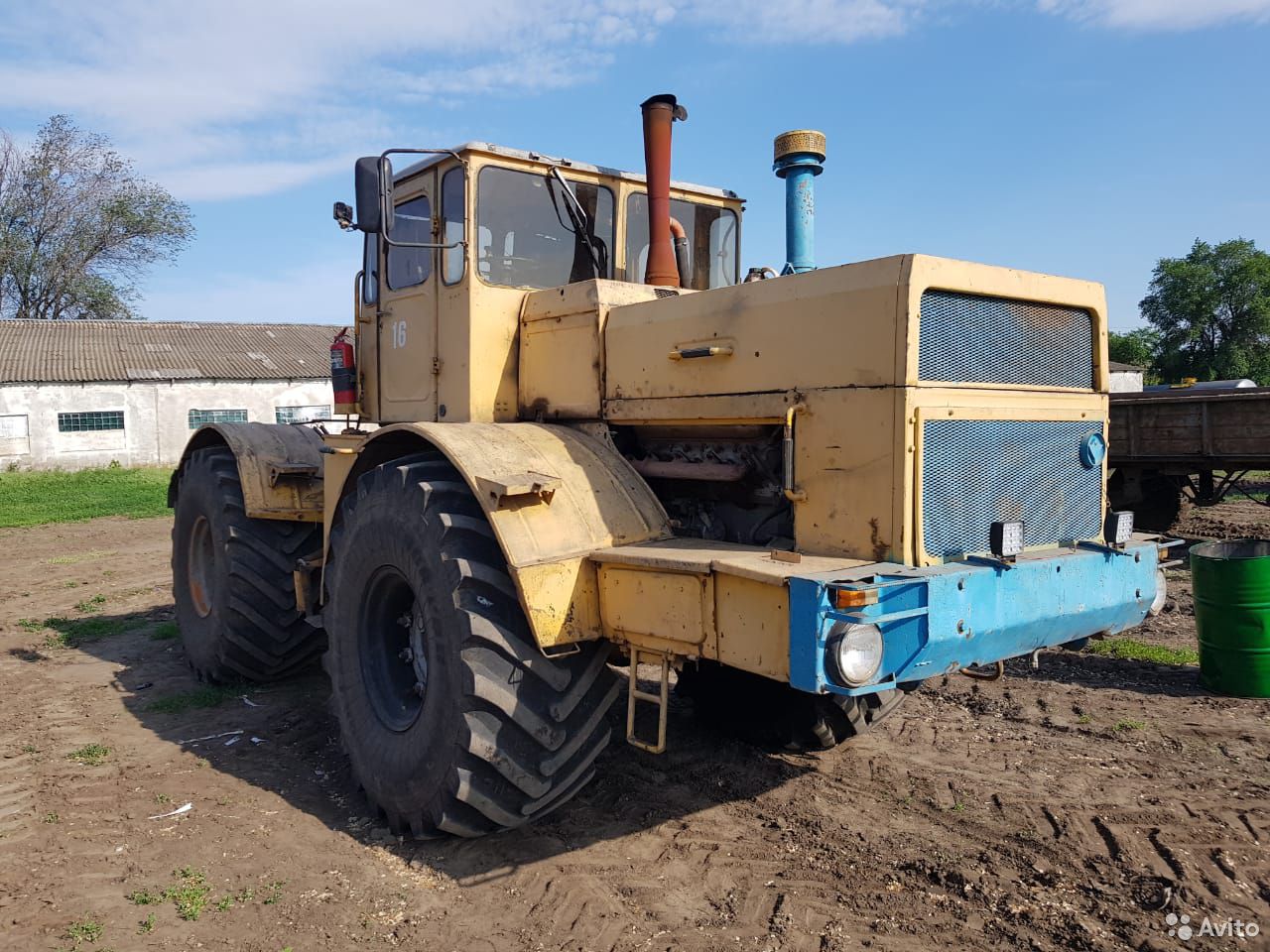 Трактор Кировец К-700