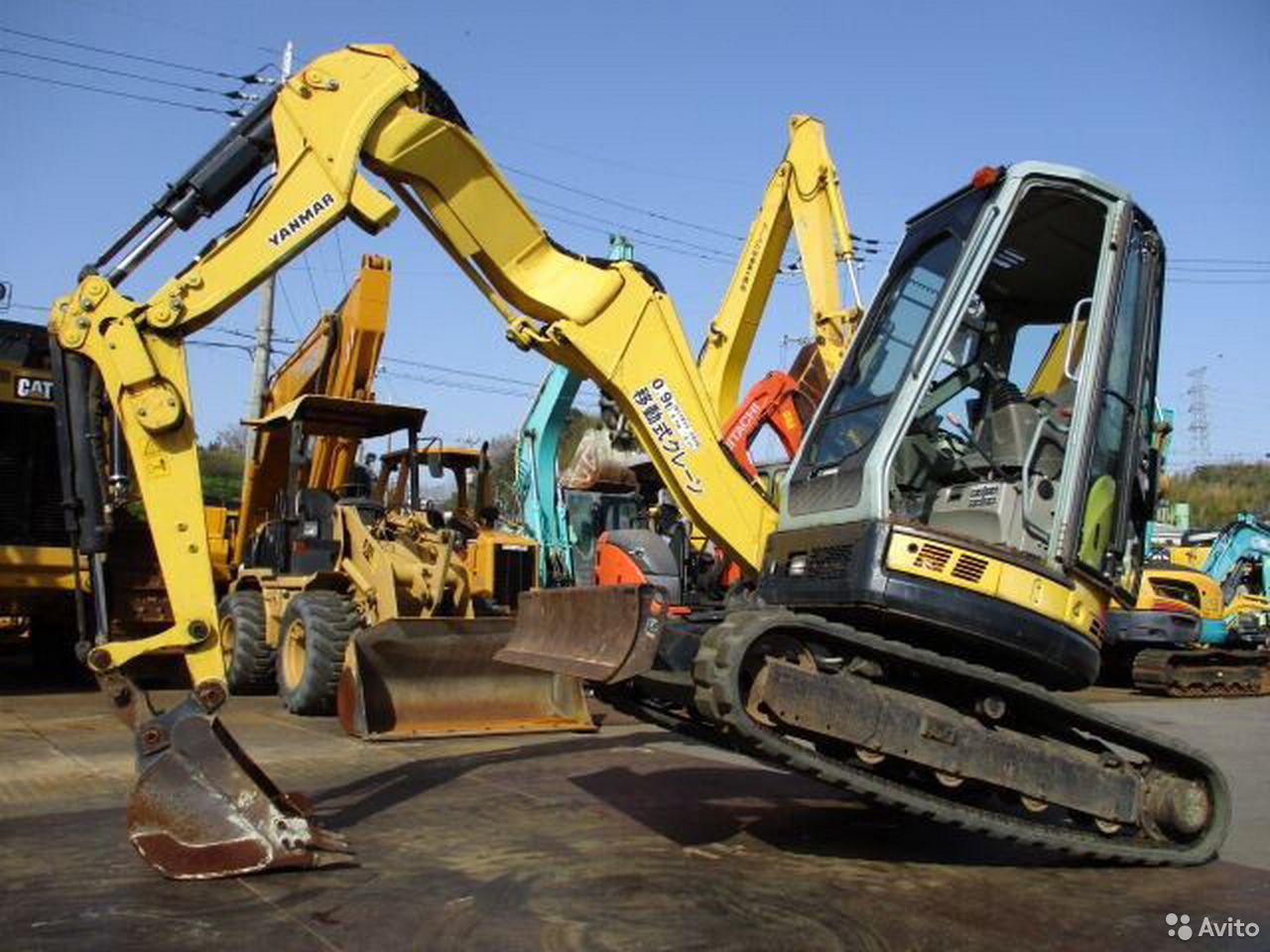 Мини-экскаватор Yanmar B3-6A