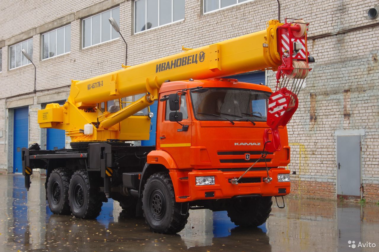 Автокран Ивановец КС-45717К-3 на шасси КамАЗ 43118