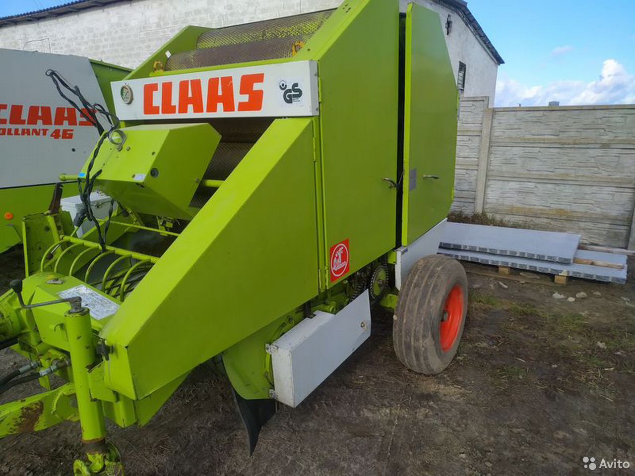 Пресс-подборщик Claas Rollant 44