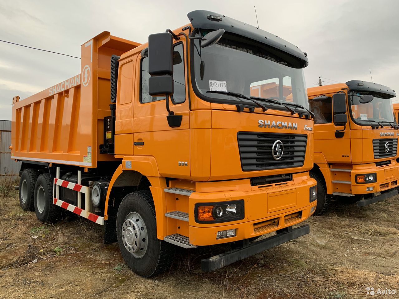 Самосвал SHACMAN (Shaanxi) F2000