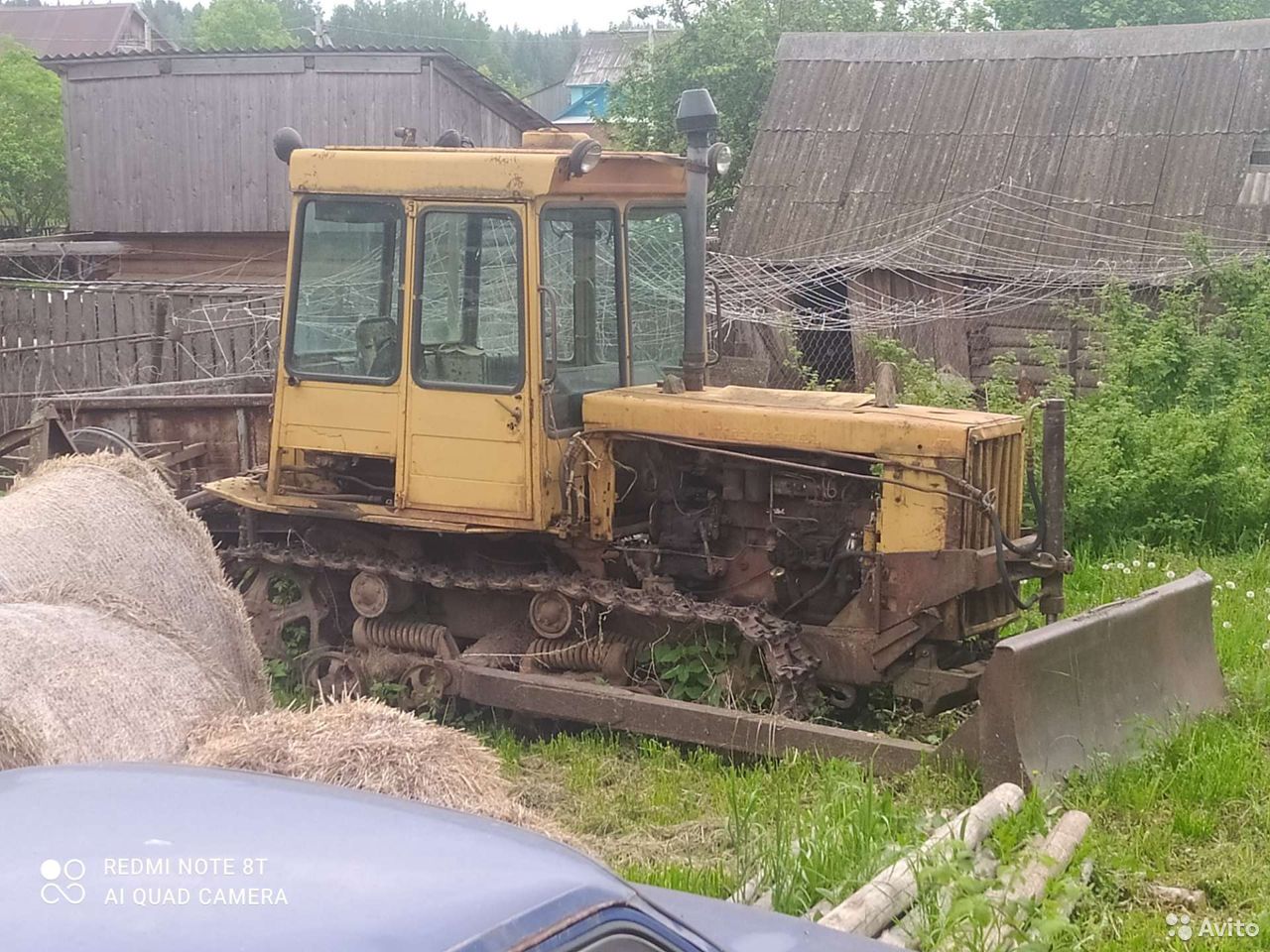 Гусеничный бульдозер ВгТЗ ДТ-75