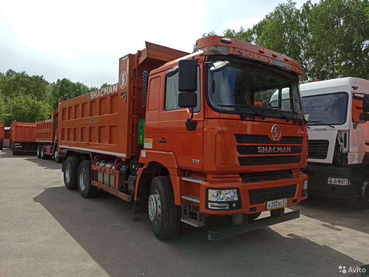 Самосвал SHACMAN (Shaanxi) SX32586T384