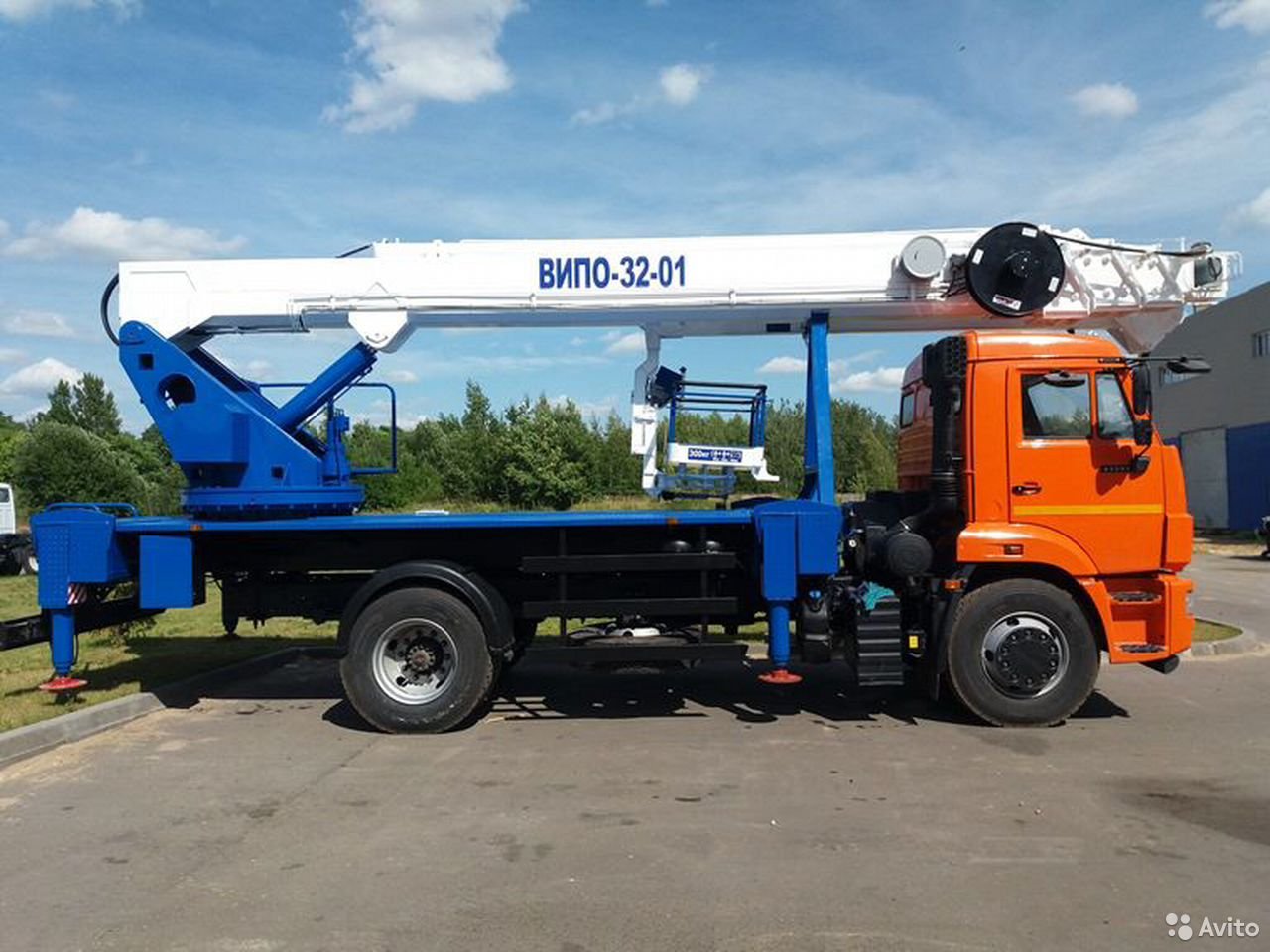 Автовышка КамАЗ 43253 с АГП ВИПО-32-01