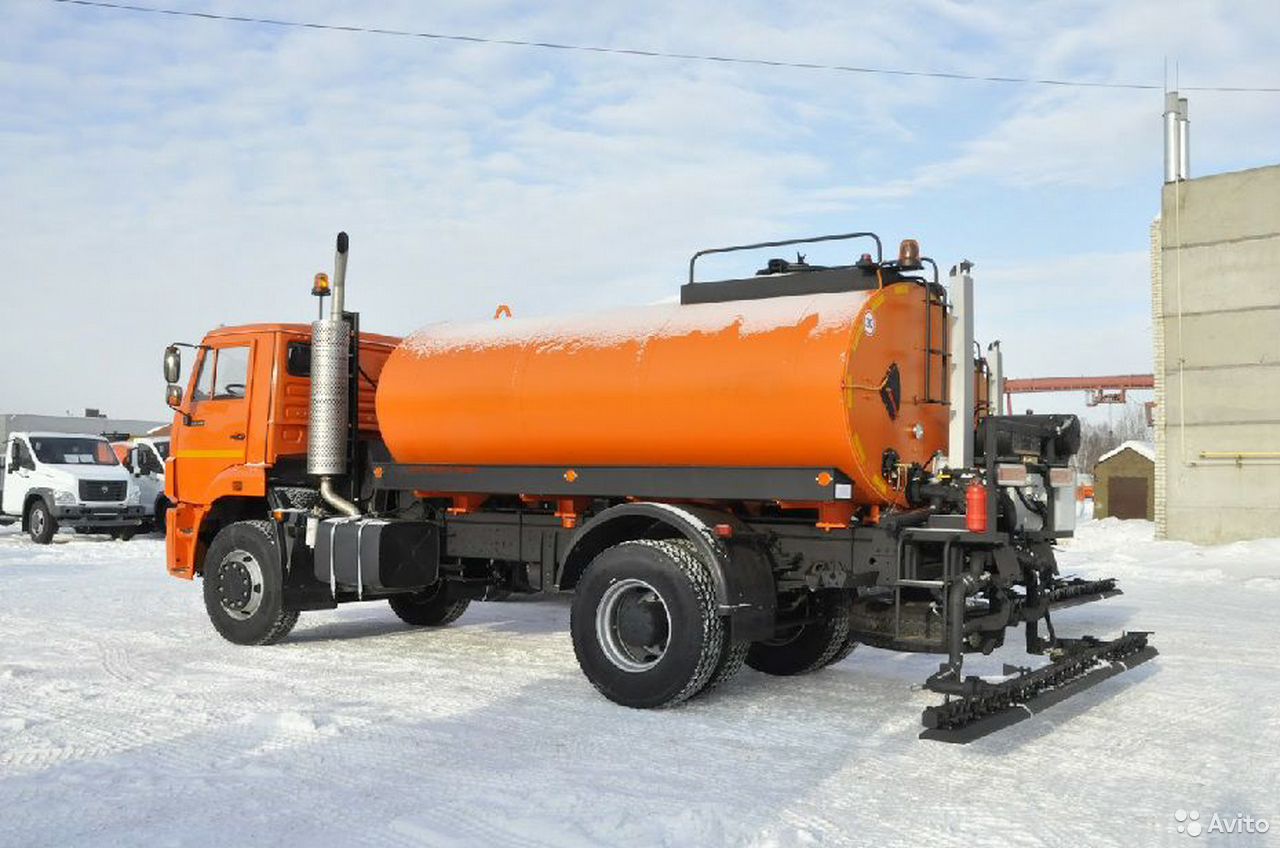 Автогудронатор КамАЗ 53605