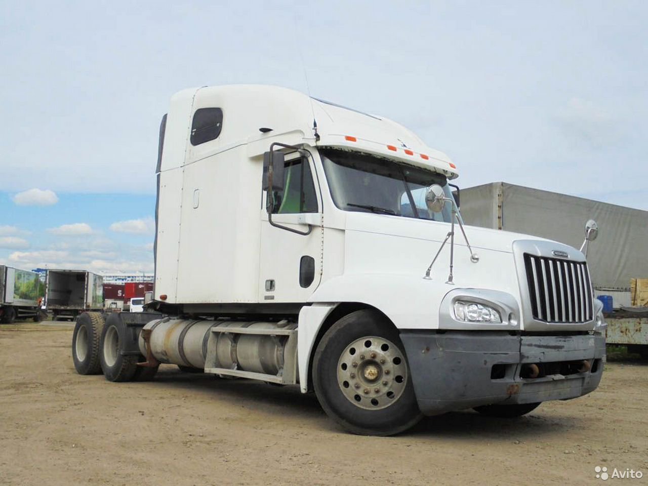 Седельный тягач Freightliner Century