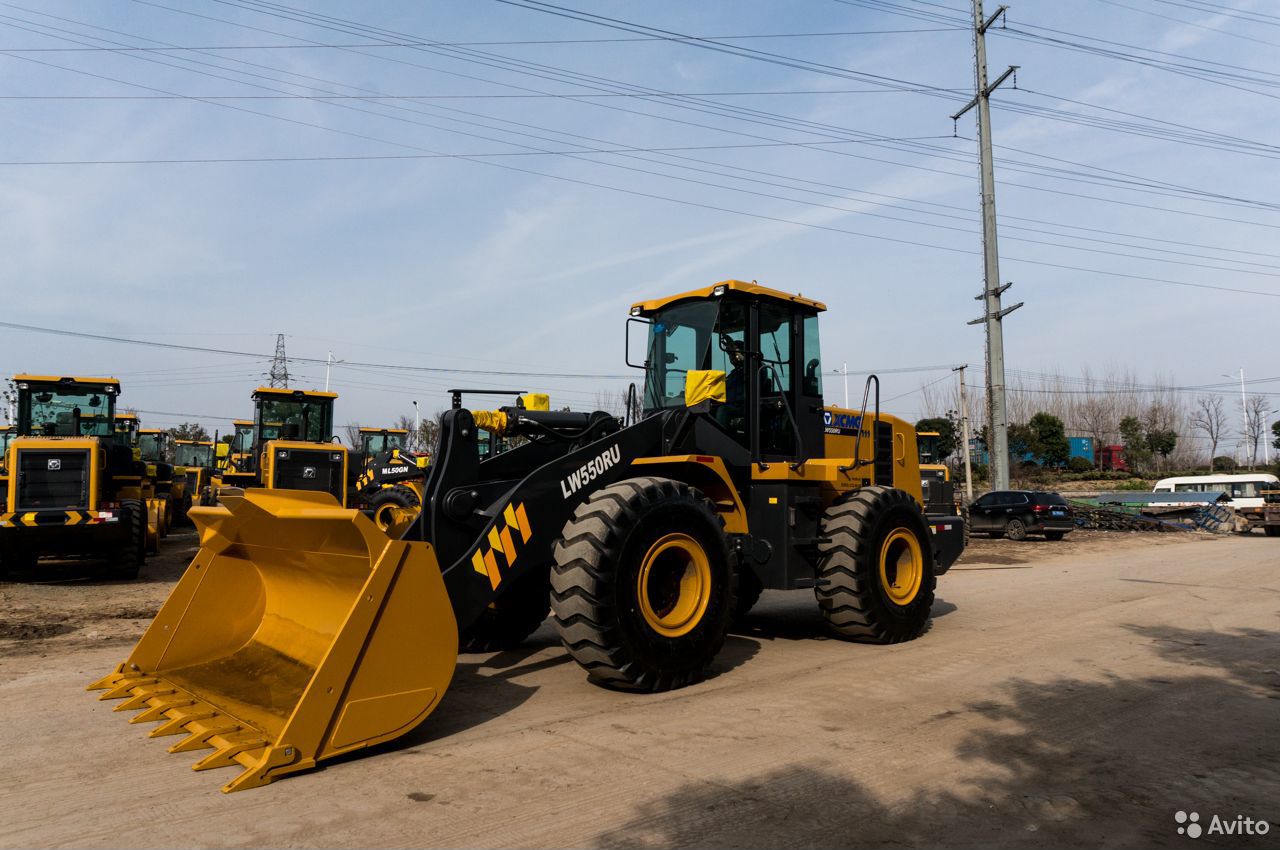 Фронтальный погрузчик XCMG LW550RU