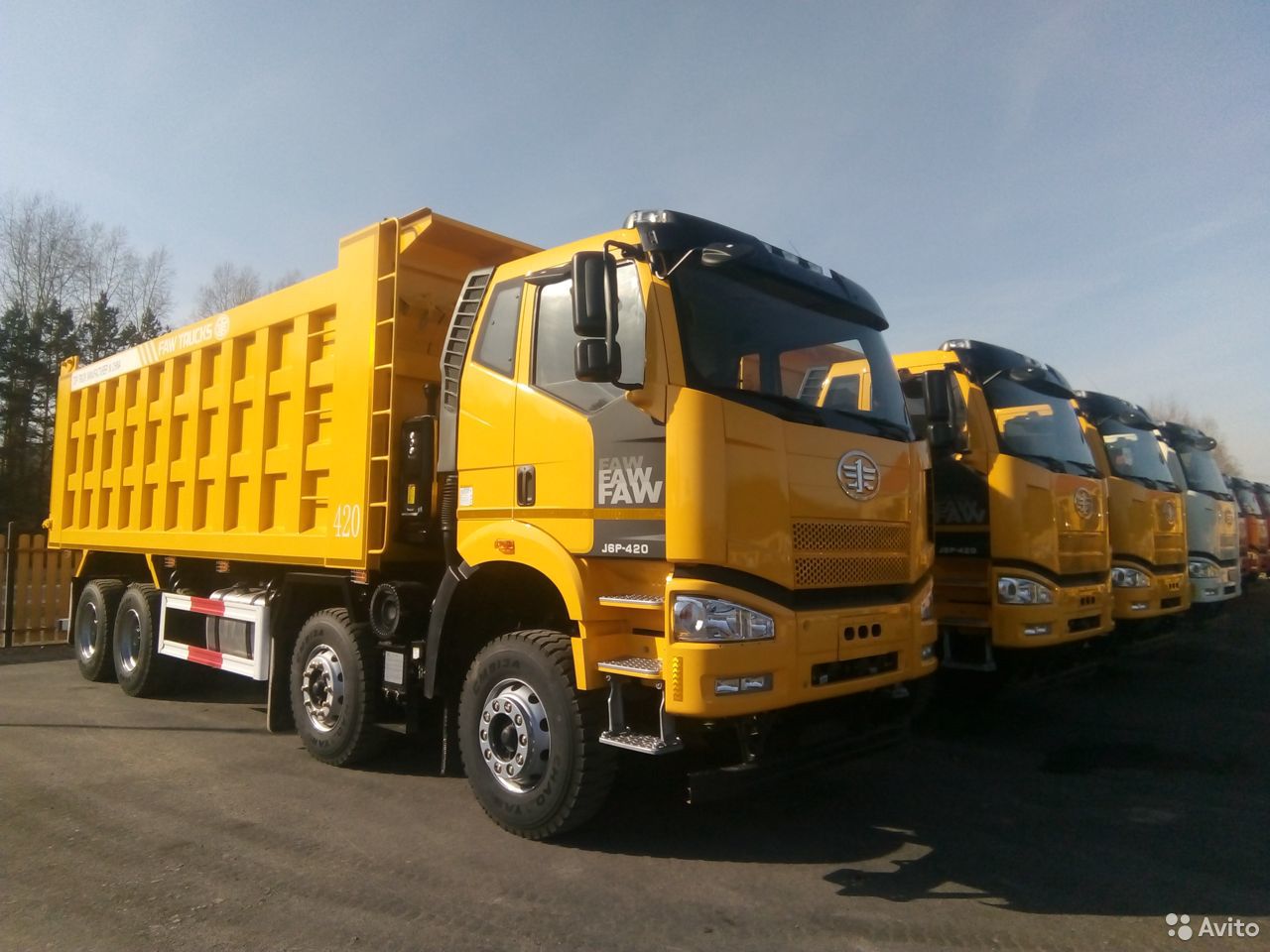 Самосвал FAW CA3310P66K24T4E5