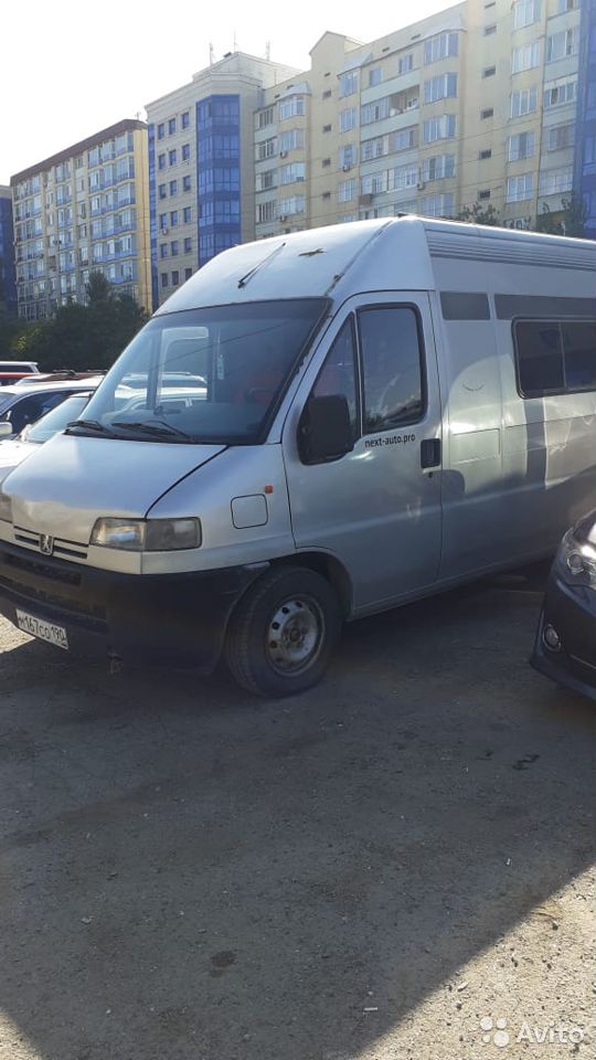 Цельнометаллический фургон Peugeot Boxer