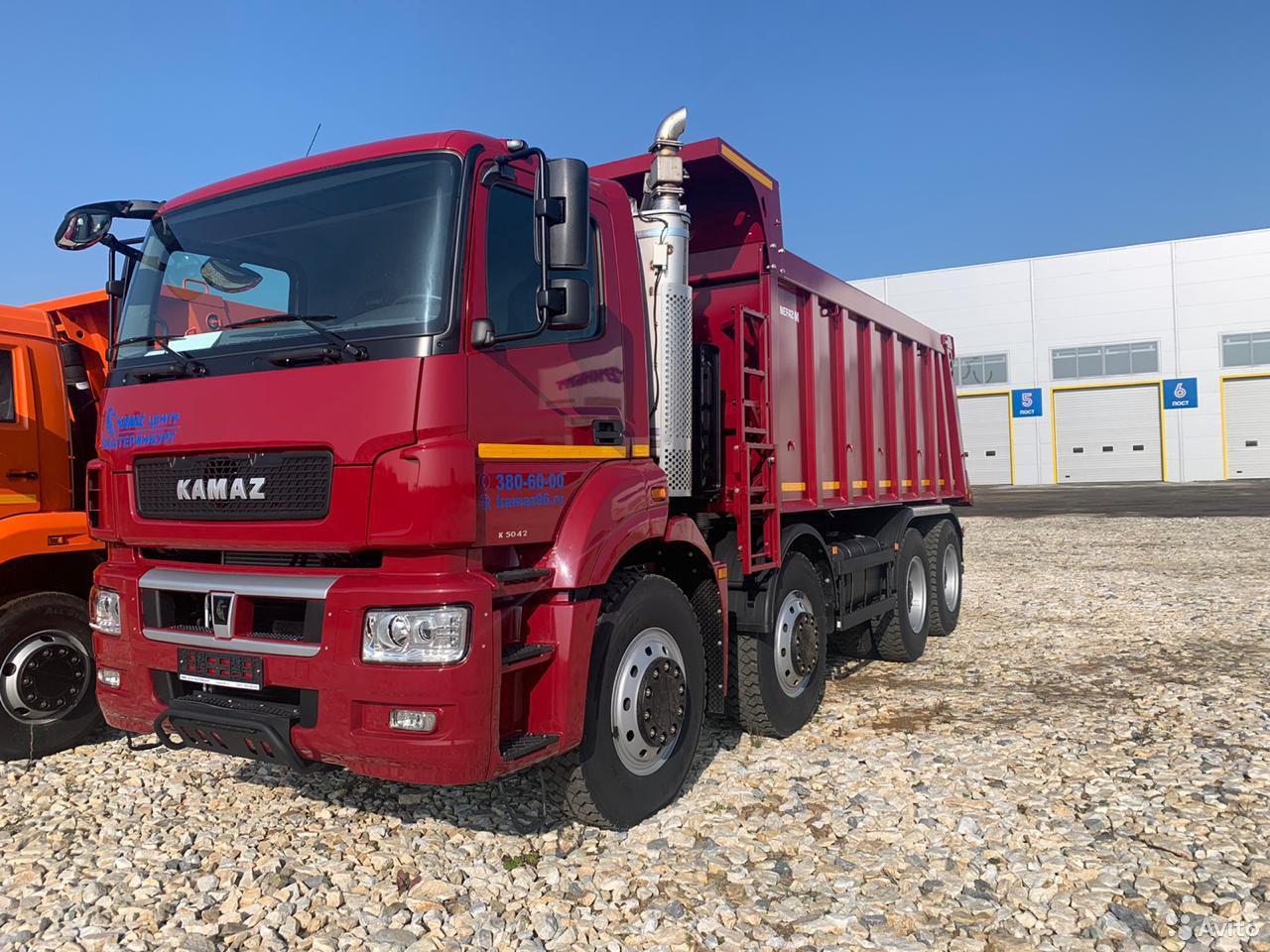 Самосвал КамАЗ 65801