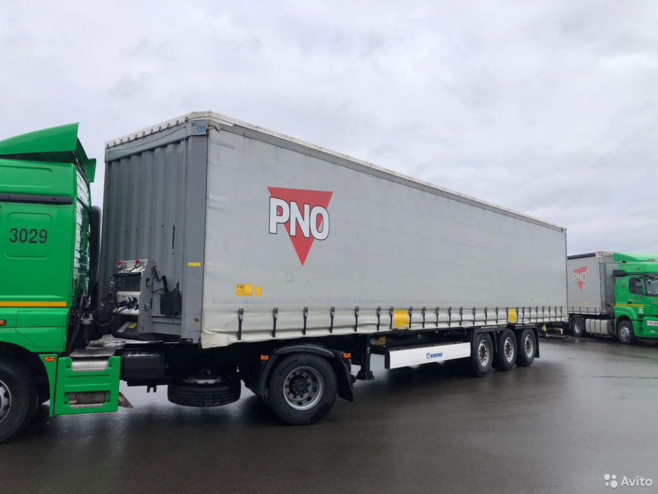 Тентованный полуприцеп Krone SD