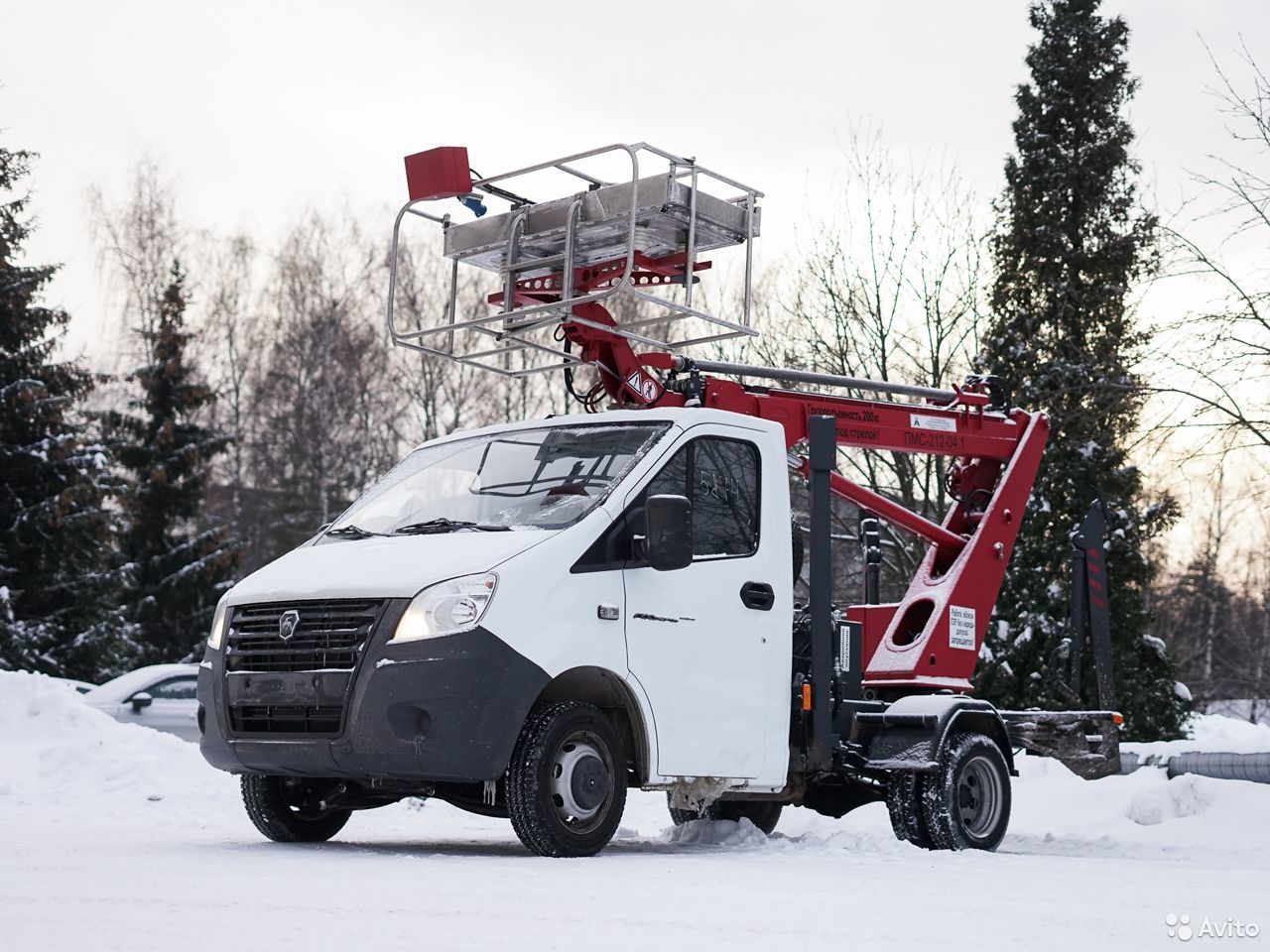 Автовышка ГАЗ ГАЗель Next А21R33 с АГП ПМС-212-04