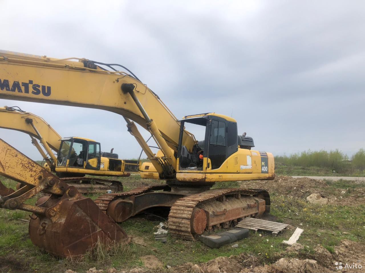 Гусеничный экскаватор Komatsu PC400