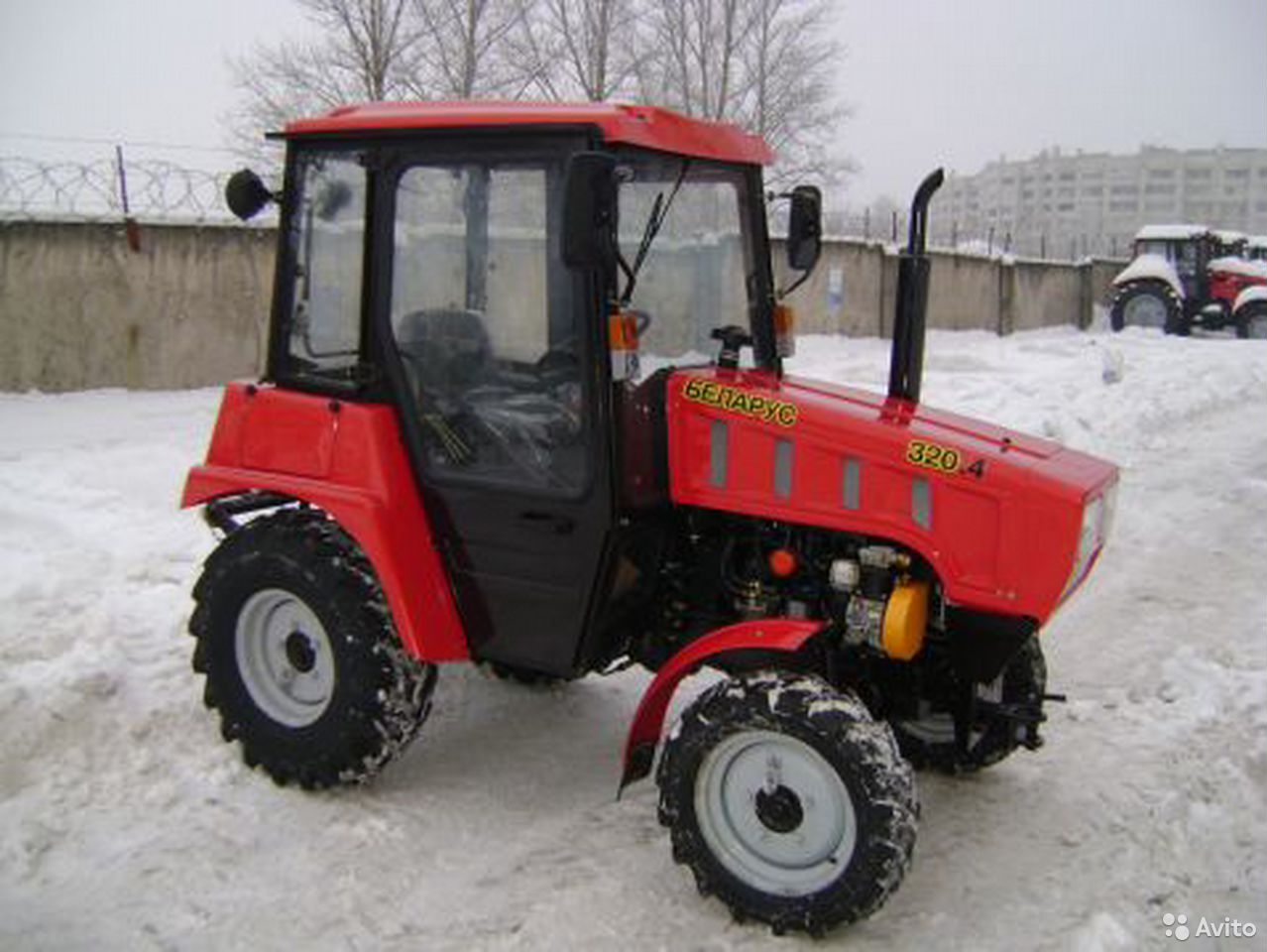 Трактор МТЗ Беларус 320.4