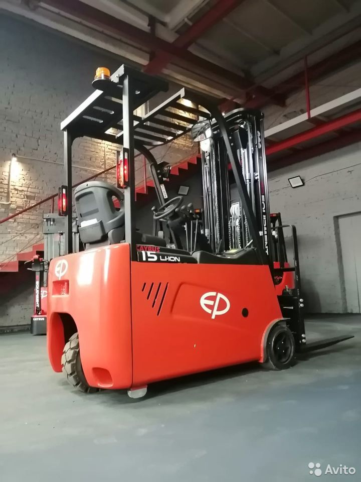 Вилочный электропогрузчик EP Equipment СРD15LЕ