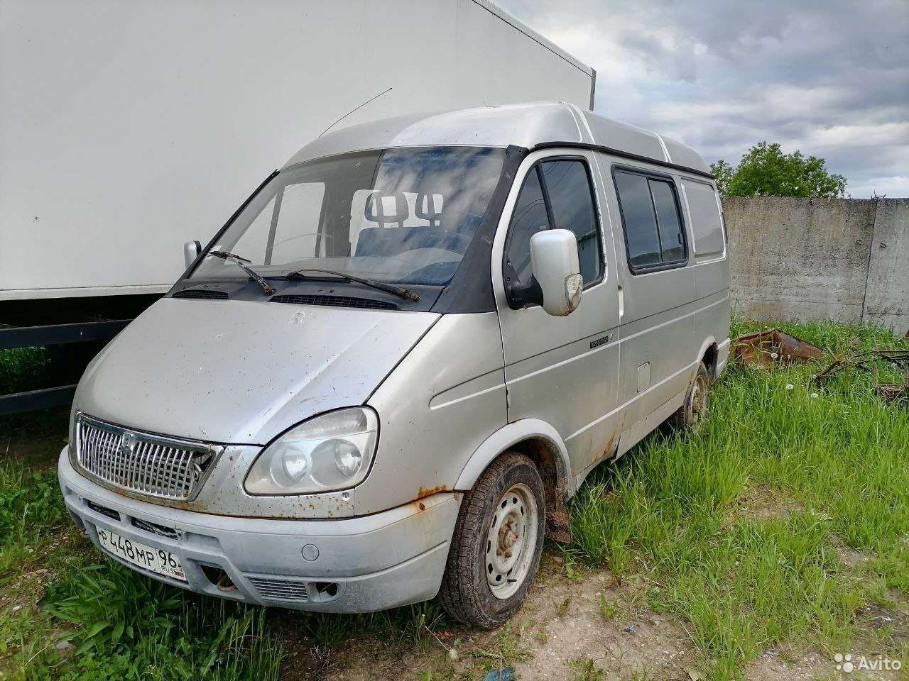 Цельнометаллический фургон ГАЗ 2752 Соболь