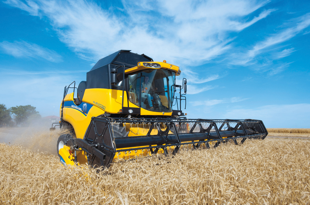Зерноуборочный комбайн New Holland CX 6000