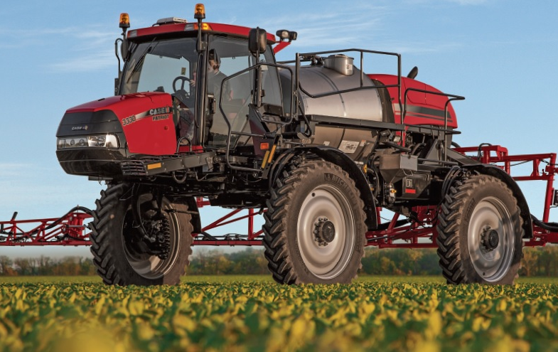 Самоходный опрыскиватель Case IH Patriot 3230