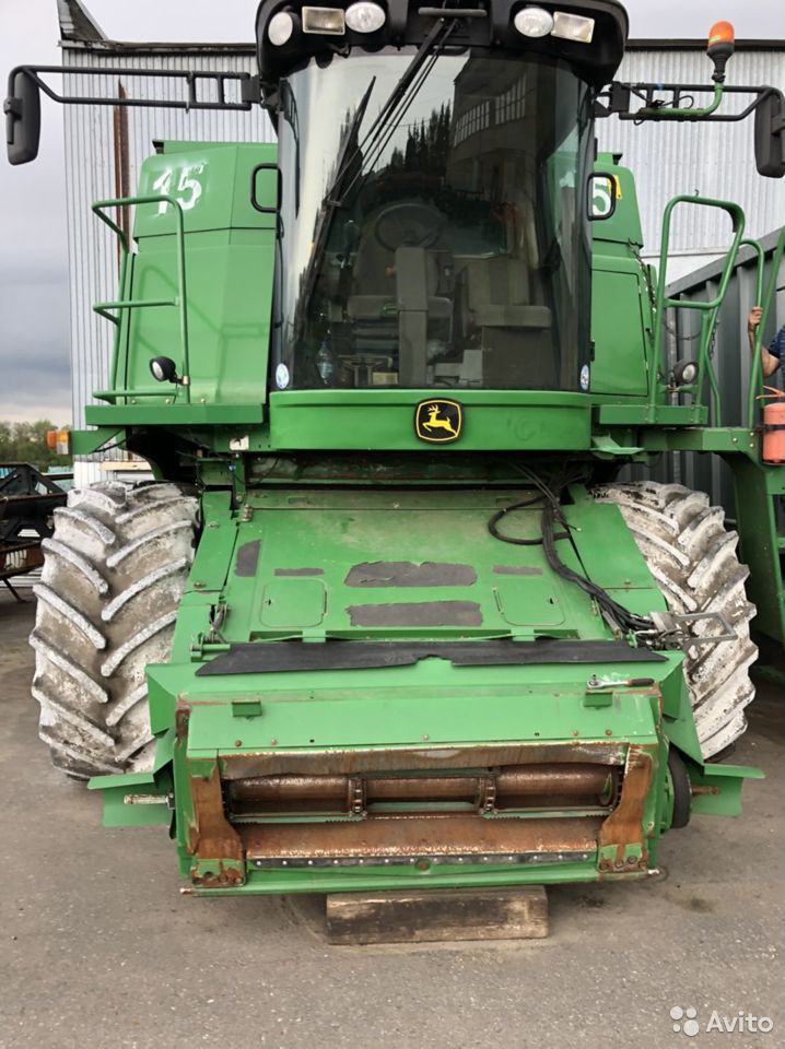 Зерноуборочный комбайн John Deere W650
