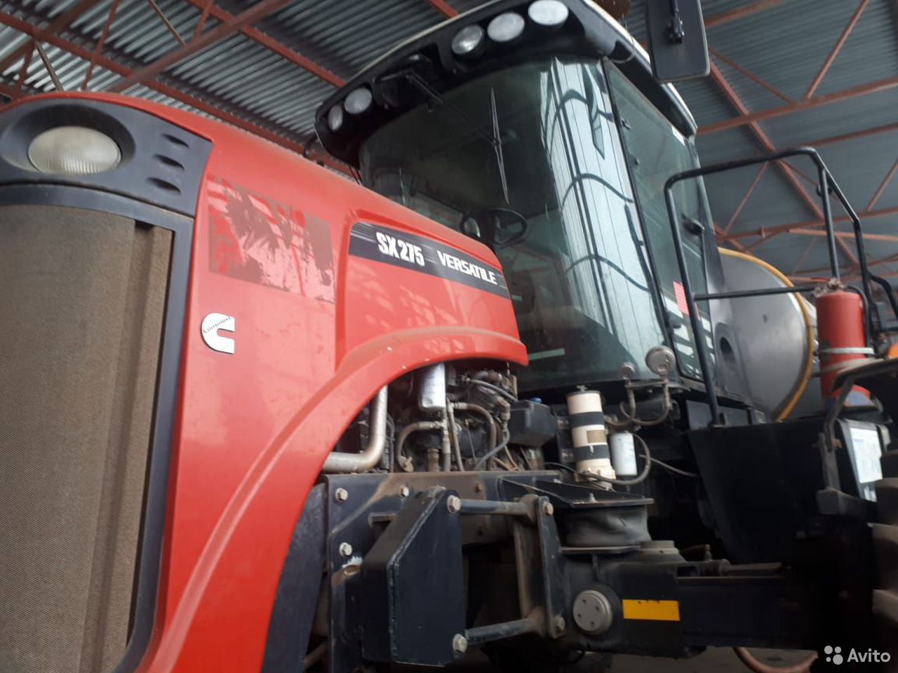 Самоходный опрыскиватель Versatile SX275
