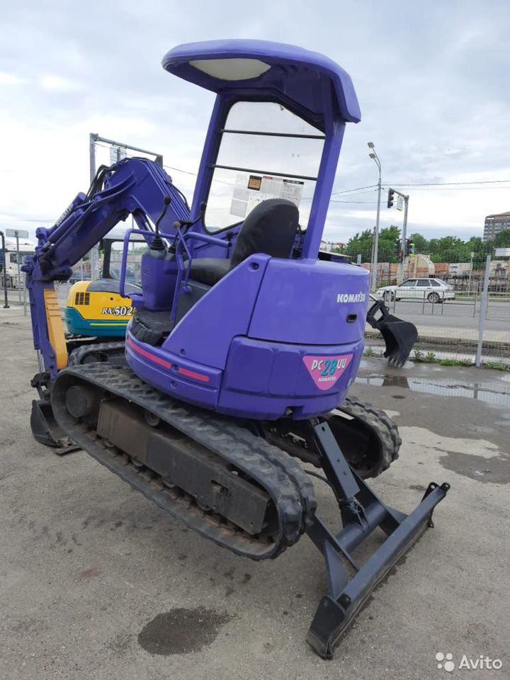 Мини-экскаватор Komatsu