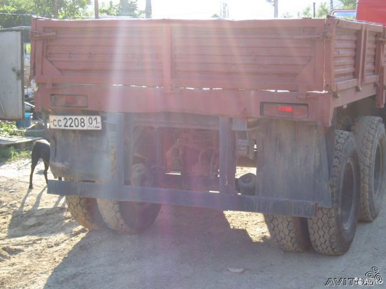 Бортовой полуприцеп СЗАП 93401
