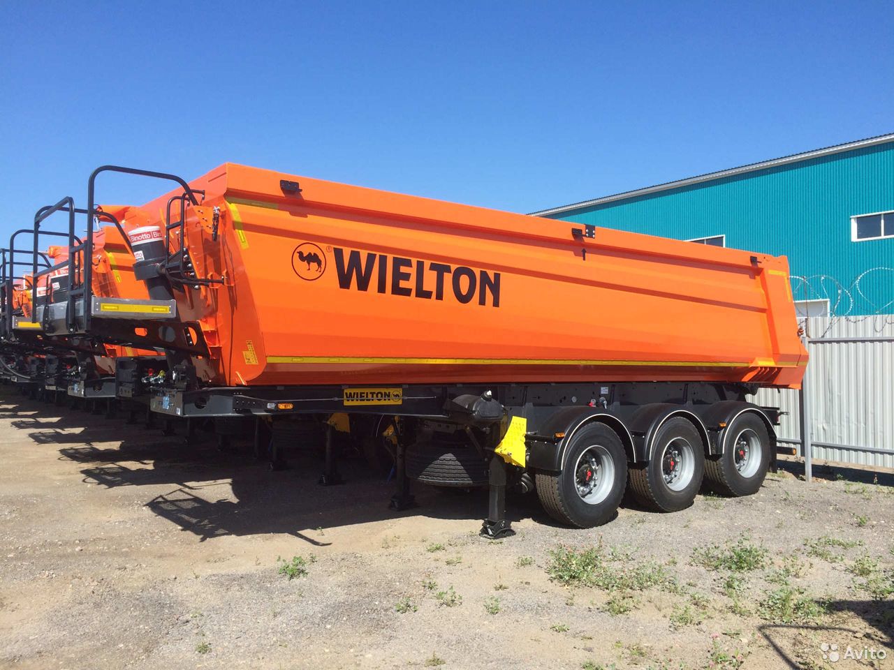 Самосвальный полуприцеп Wielton NW 3 S 26 HP