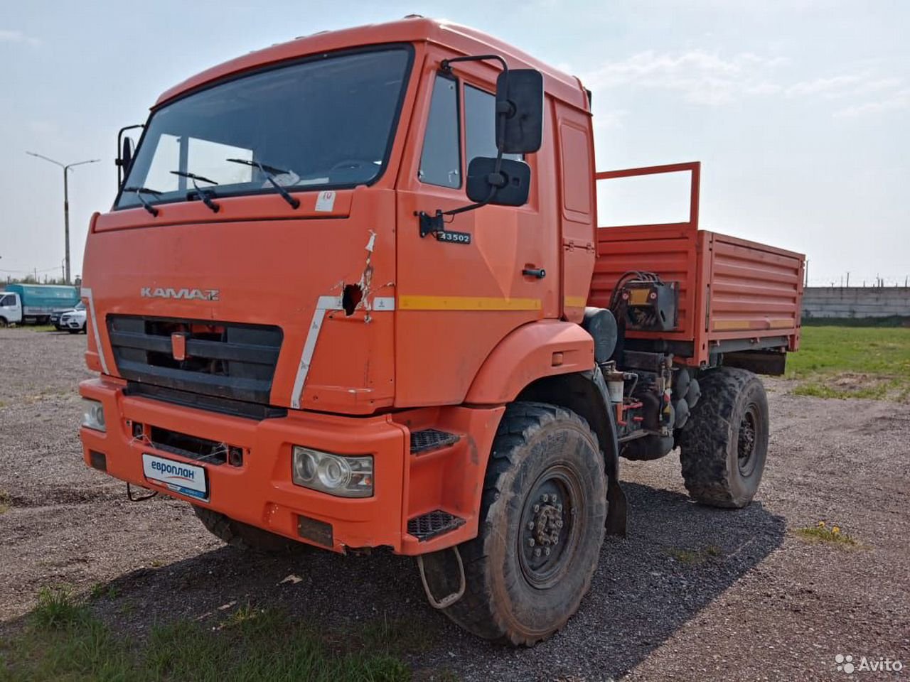 Бортовой грузовик с КМУ КамАЗ 43502 с КМУ Fassi M15.A.12